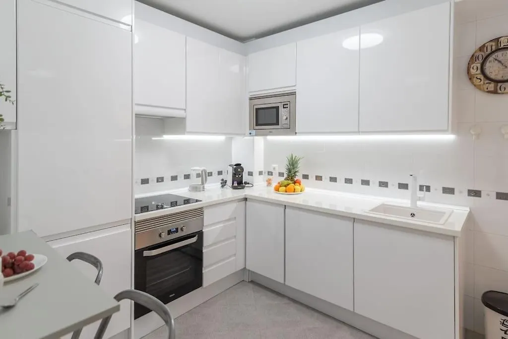 Apartment Near The City Centre + Free Parking Málaga 0*,  Spagna